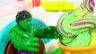 Peppa Pig e George Tomam Sorvete de Massinha Play-Doh do Hulk! Em Portugues