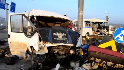 Yenişehir'de iki servis minibüsü çarpıştı: 3 ölü - BURSA