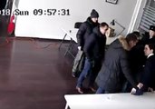 Police 'Break' Into Navalny's Office in 'Bomb Hunt' on Day of Nationwide Protests