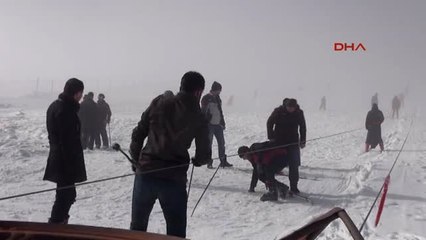 Şanlıurfa Karacadağ'da Kayak Sezonu Açıldı