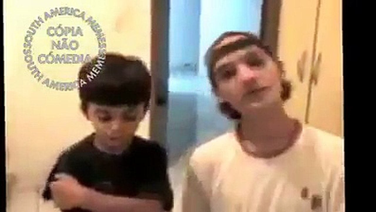 Quando você é o mais novo e resolve se vingar do irmão mais velho