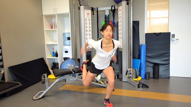 Knee ACL Ligament Injury Prevention: Ultimate Frisbee Training Part 13 - “ Split Squat Jumps”