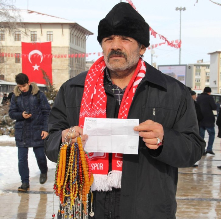 Bu Milletin Sırtı İşte Bu Yüzden Yere Gelmez