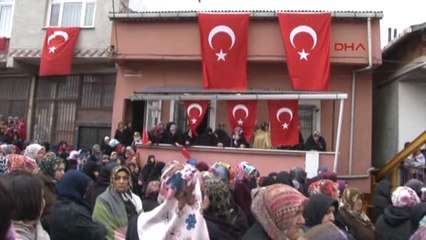 Şehidin Cenazesi Helallik İçin Evine Getirildi