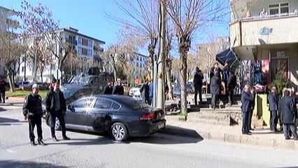 Bakan Soylu'dan Polis Kurşunu ile Ölen Gencin Ailesine Ziyaret