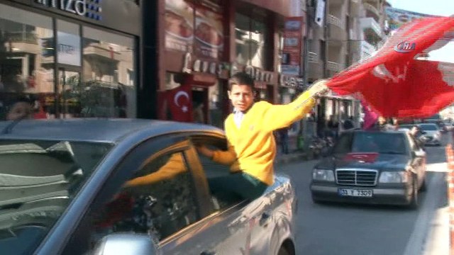 Zeytin Dalı Harekatı'na yüzlerce araçlık konvoyla destek verdiler