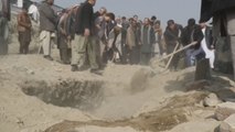 Gobierno eleva a 103 el número de muertos en atentado de Kabul