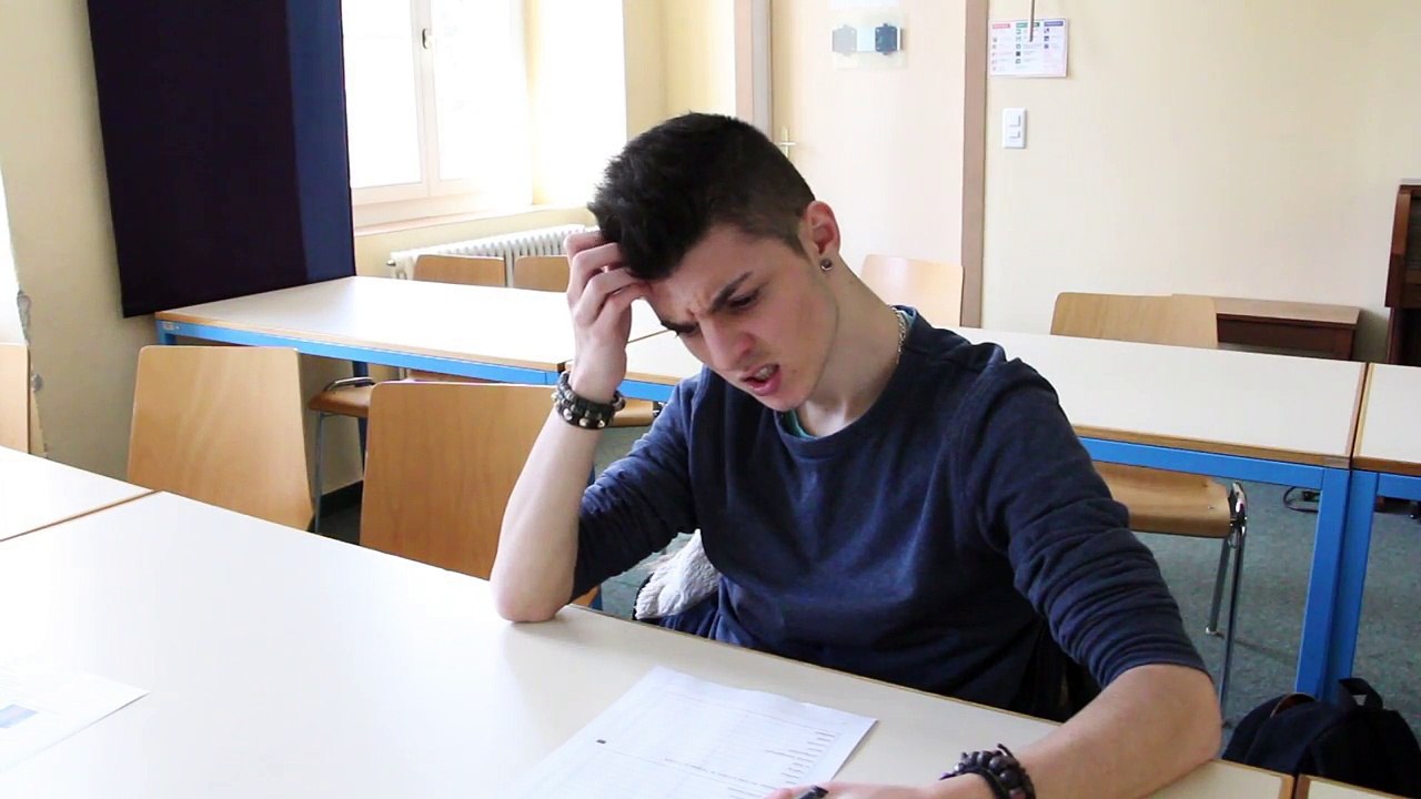 Tuto de triche en classe/école.