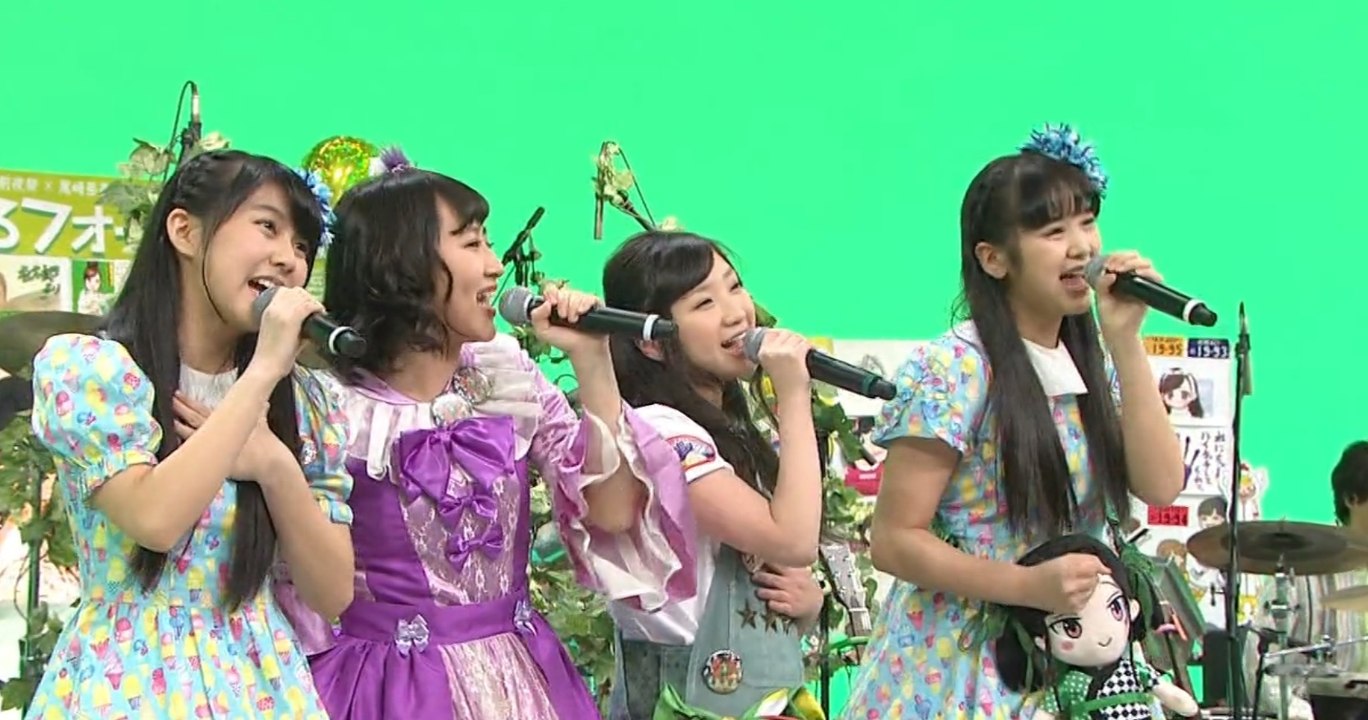 [ももクロ 有安杏果 × 堀くるみ × 鈴木萌花 × 奥澤レイナ] ありがとうのプレゼント 3...