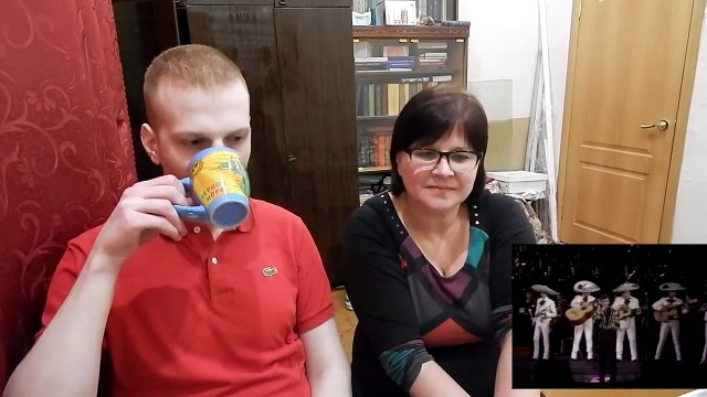 RUSSIANS REACT TO MEXICAN MUSIC Juan Gabriel - Hasta Que Te Conocí REACTION