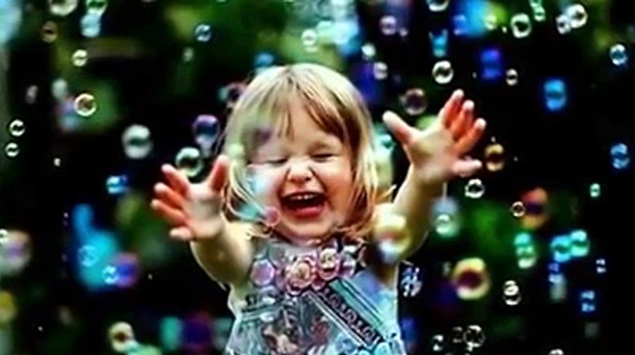 Catalin Crisan - ZAMBESTE SI POTI FI MAI BUN