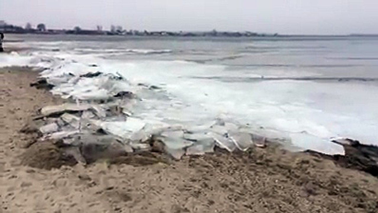 ICE IN THE OCEAN ALSO GOT FROZEN