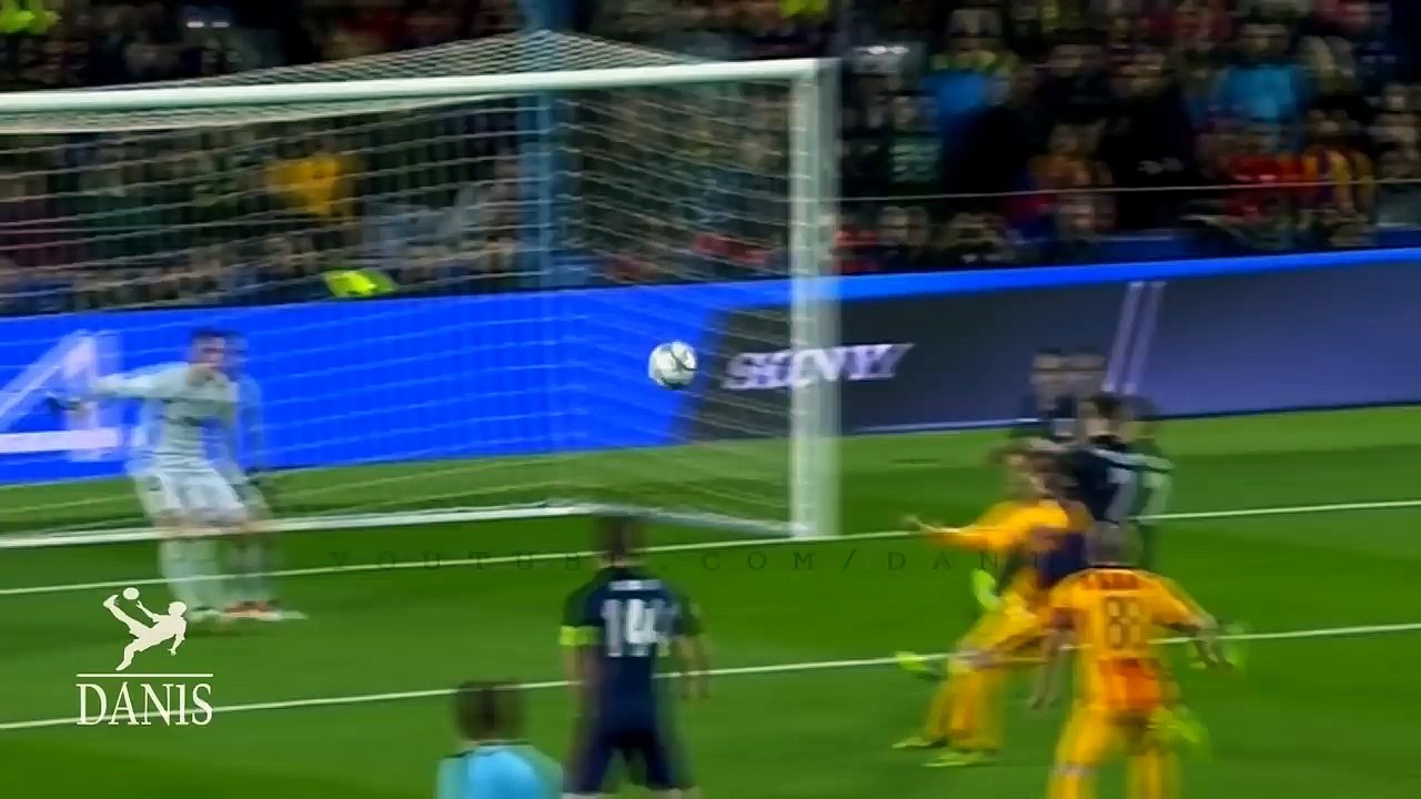 Lionel Messi Vs Cristiano Ronaldo • Crazy Bicycle Kicks Show