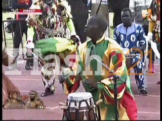 Voici le fils de Doudou Ndiaye Rose qui assure la relève...