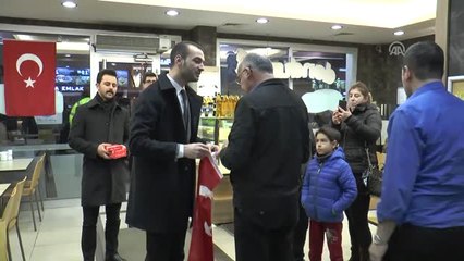 Ülkü Ocakları Bayrak Dağıttı - Kayseri