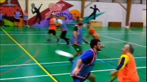 Vidéo 3 frisbee avec L'utimate club de Niort et les vermeil.