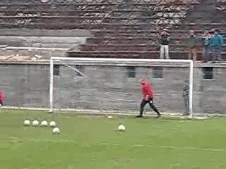 Dinamovistiro/Lobonţ la antrenament