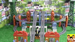 THOMAS AND FRIENDS THE GREAT RACE#90 TRACKMASTER O THE INDIGNITY GORDON |THOMAS & FRIENDS TOY TRAINS