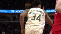 Giannis Antetokounmpo Has 27 Points, 9 Assists, 8 Rebounds - Bucks vs Bulls - January 28, 2018