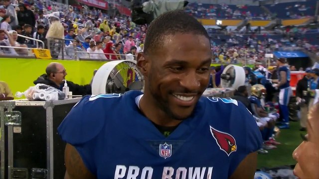 New Orleans Saints RB Mark Ingram crashes Arizona Cardinals cornerback Patrick Peterson interview to tell him to get back on the field