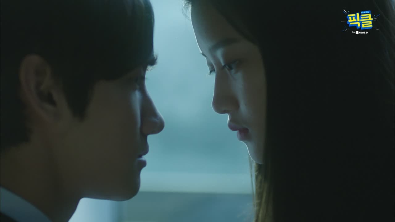'뇌섹녀' 문가영, 과거 최강창민과 설레는 첫 키스♥