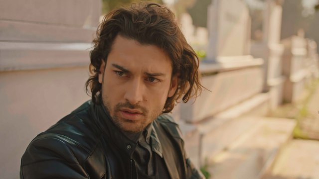 Fazilet Hanım Ve Kızları 32. Bölüm Yalan Dünya