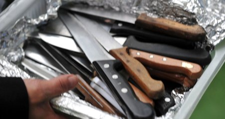 Statta Toplanan Bıçaklar, Taraftardan Değil Köftecilerden Alınmış