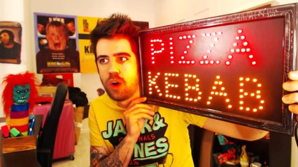 EL YOUTUBER QUE SE CUELA EN CASAS AJENAS