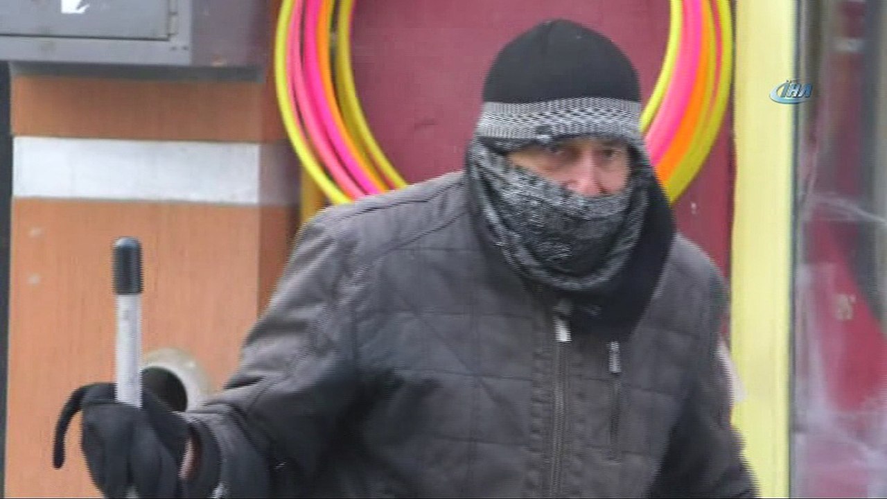 Kars buz kesti