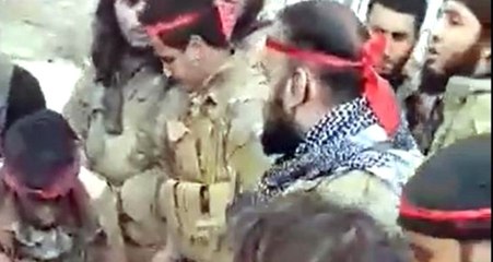 Mehmetçik ve ÖSO'nun YPG'li Teröristi Yakalama Anı, Kamerada!