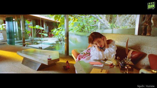 Chưa ra MV nhưng Suzy đã khiến fan đứng ngồi không yên với clip hậu trường đẹp xuất thần