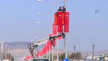 Öncüpınar Sınırı Türk Bayraklarıyla Donatıldı