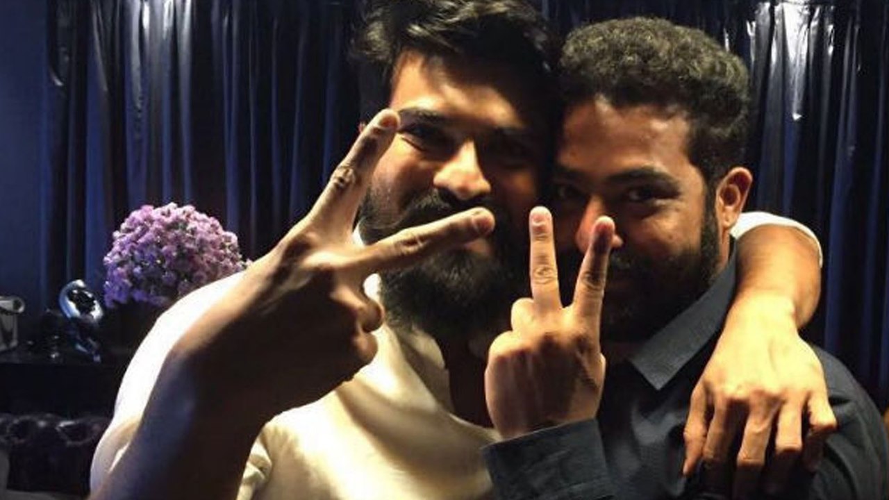 రాజమౌళి మల్టీస్టారర్ ఎన్టీఆర్-రాంచరణ్‌లతో పాటు మరో హీరో ?