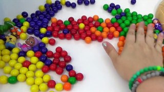 Learning Videos for Preschool Kids Children with GUMBALLS PIE COLORS and Numbers Toys Unlimited