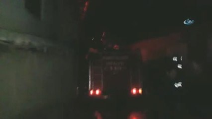 Isparta'daki Yangında Yaşlı Kadının Cesedi Aranıyor