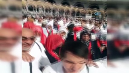 Umreciler Kabe'de Mehmetçik için dua etti