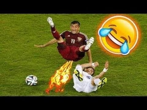 #12 Os LANCES MAIS ENGRAÇADOS e HUMILHANTES do FUTEBOL ● Funny Football Vines 2017