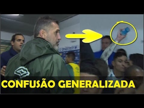 OLHA A CONFUSÃO ENTRE JOGADORES DA CHAPE E CRUZEIRO APÓS CLASSIFICAÇÃO DA RAPOSA
