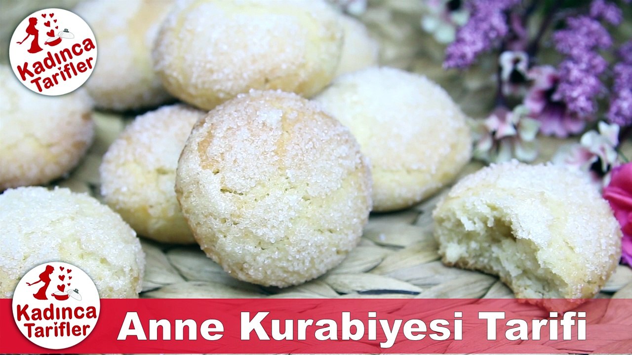 Anne Kurabiyesi Tarifi | Kolay Kurabiye Tarifleri | Kadınca Tarifler Az malzemeli, çok kolay ve nefis lezzetli Anne Kurabiyesi nasıl yapılır?  Kolay ve pratik kurabiye tarifleri ve videolu yemek tarifleri için sitemizi ziyaret edin.