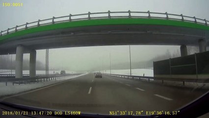 Doubler par la droite comme un malade (Pologne)