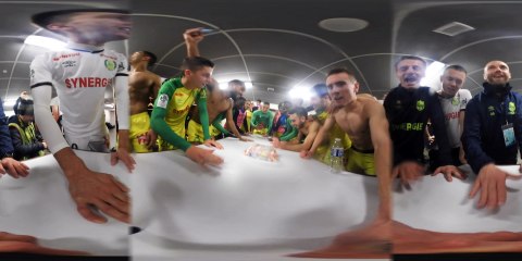 Vidéo 360° : la joie du vestiaire à Guingamp