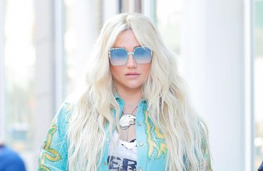 Kesha praised for Grammy performance