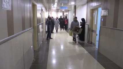 Vali Tekinarslan, Suriyelileri Tedavi Gördükleri Hastanede Ziyaret Etti