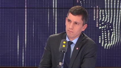 "J'ai envoyé un message de soutien à Gérald Darmanin, et je serai le premier à me désolidariser de lui s'il devait être condamné", dit Bruno Studer