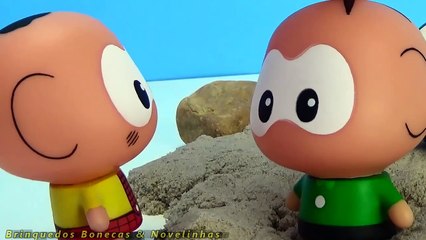Mônica Toy | Cebolinha fica preso na areia movediça | Brinquedo em Português Mônica Toy
