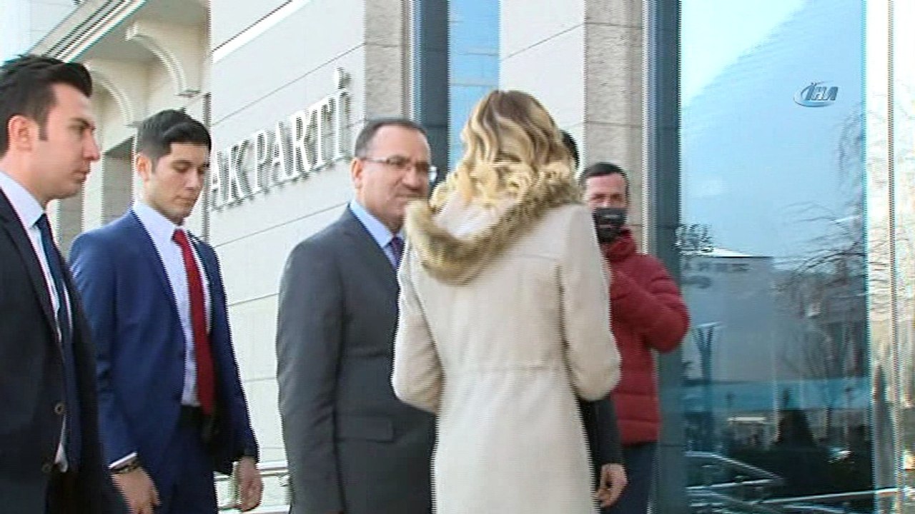 Dışişleri Bakanı Mevlüt Çavuşoğlu:  'Rusya'nın bize verdiği listede bu teröristin ismi yoktu. Tepkimizi ortaya koyduk, Rusya'dan bu teröristin tutuklanmasını ve iadesini istedik. Rusya çalışmasını yapıyor'