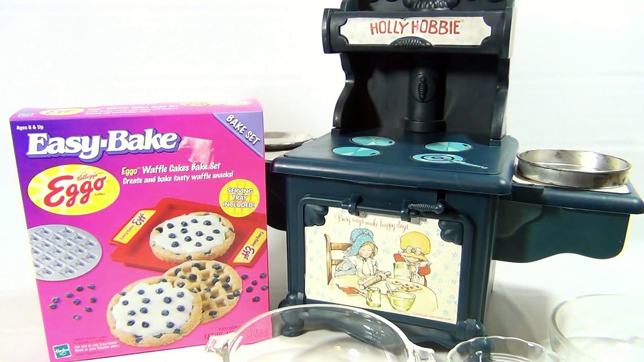 Holly Hobbie Old Style Electric Bake Oven, 1976 Coleco Toys - Leggo My Eggo