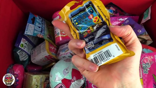 toy caboodle blind bag friday