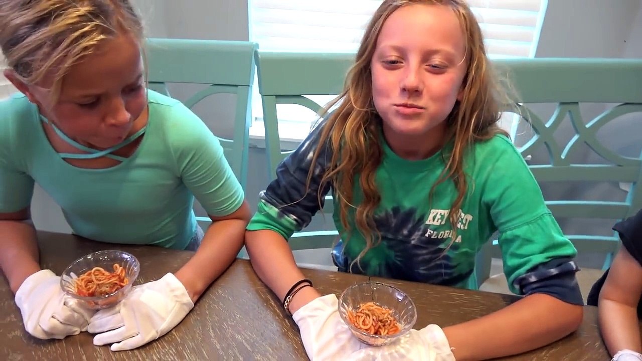 THE WHITE GLOVE CHALLENGE!! TRY NOT TO GET MESSY!