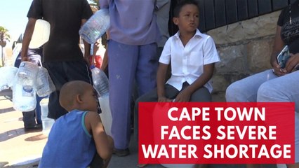 Tải video: Water shortage takes grip of Cape Town during severe d rought